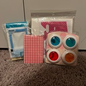 Fujifilm Instax Mini 8 Camera & Film Accessories Bundle of 4